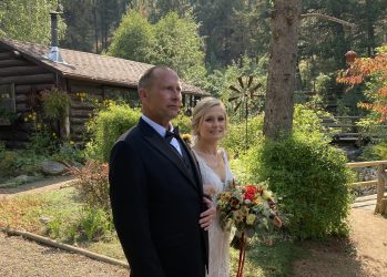 wedding Iphone 11 21 783 crop